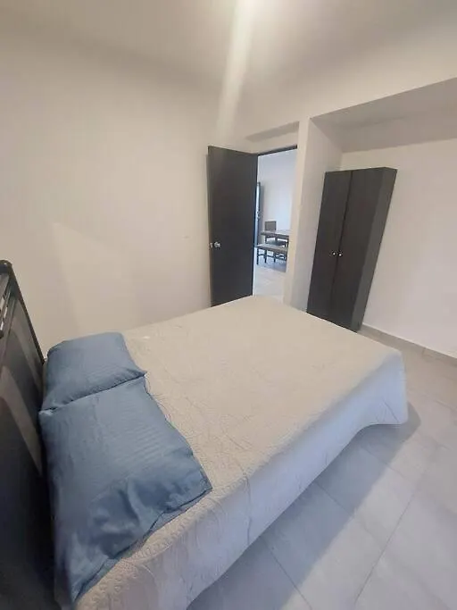 Departamento Con Casa Club En Playa. Apartment Playa del Carmen